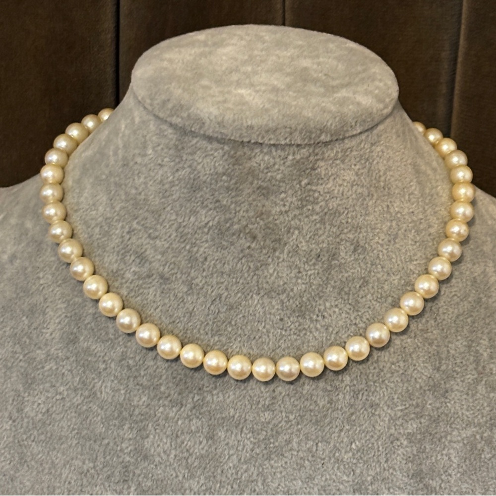 Pearl Necklace